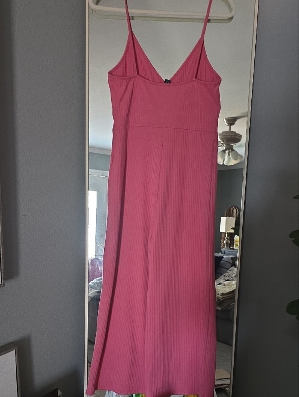 Pink Ribbed V-Neck Cropped Onepiece - Picture 3 of 3